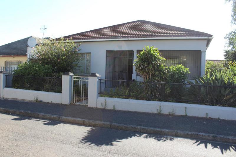 3 Bedroom Property for Sale in Glen Lilly Western Cape